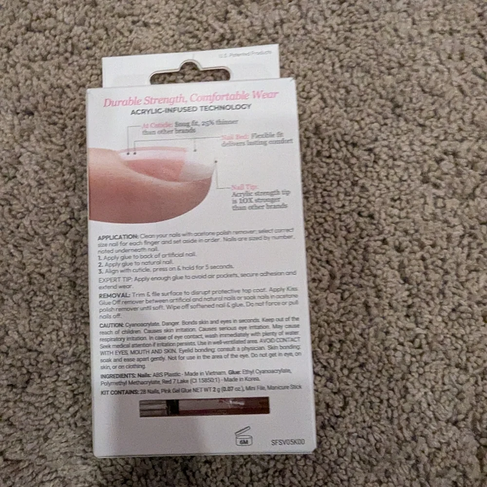 NIB KISS Salon Acrylic French Nails w/ Glue 28 Nails Short - Picture 2 of 5